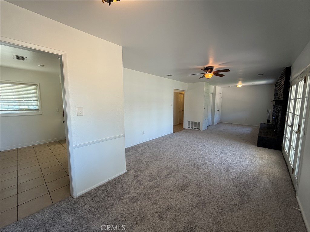 8005 Garfield Street Property Photo 7