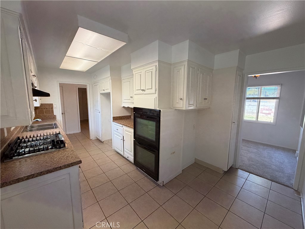 8005 Garfield Street Property Photo 13
