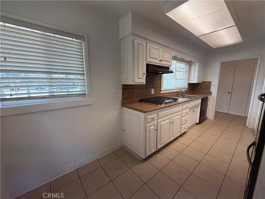 8005 Garfield Street Property Photo 14
