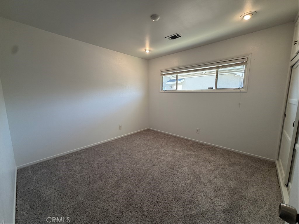 8005 Garfield Street Property Photo 20