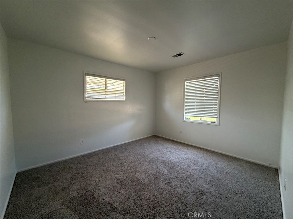 8005 Garfield Street Property Photo 24