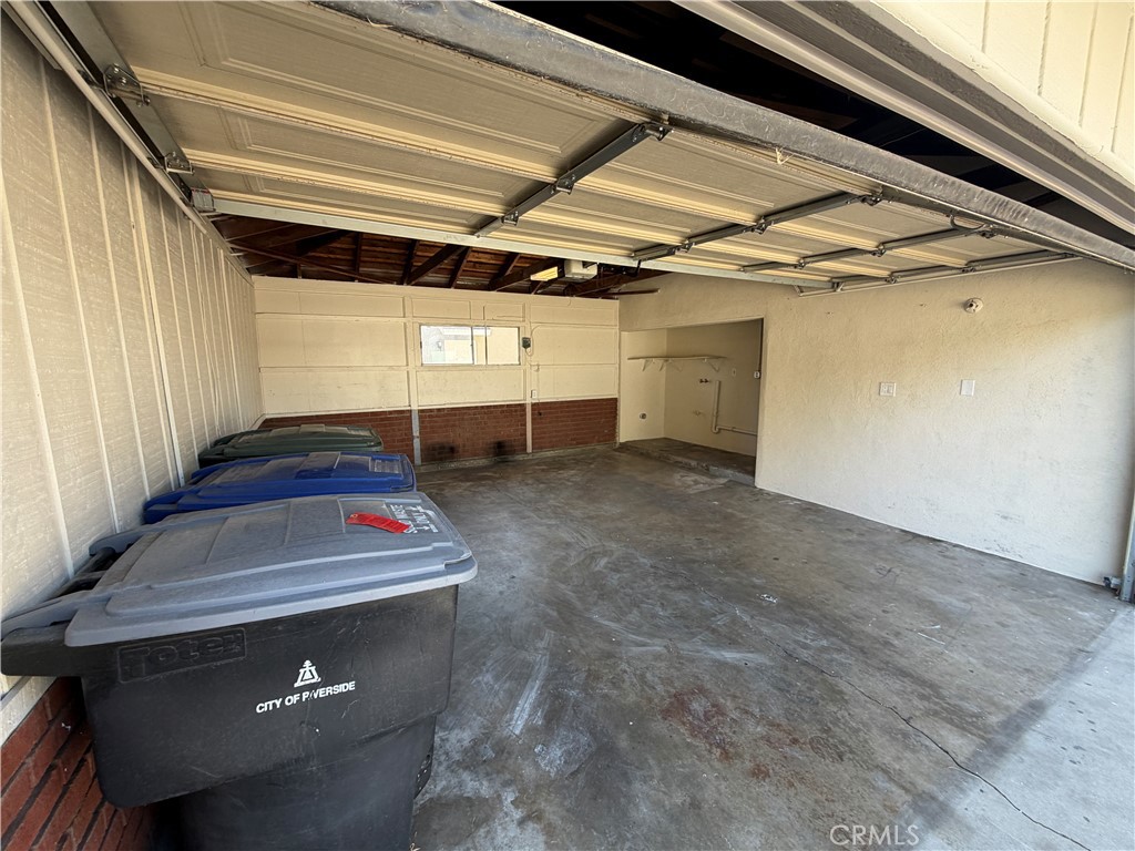 8005 Garfield Street Property Photo 37