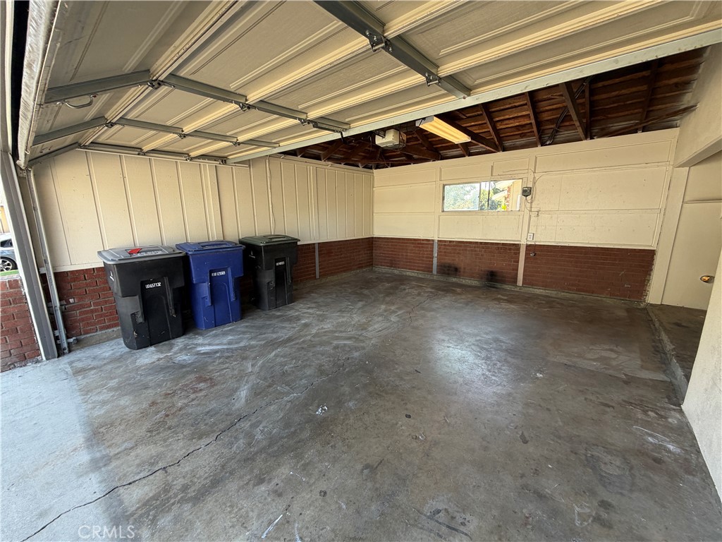 8005 Garfield Street Property Photo 38