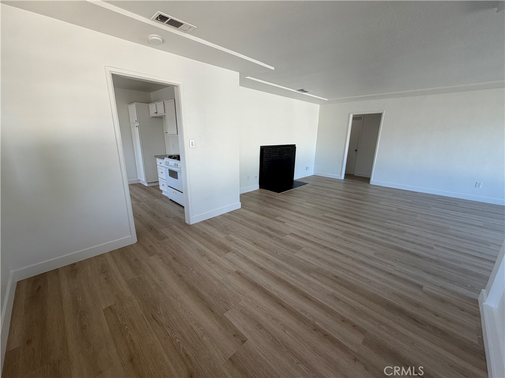2764 Valencia Avenue Property Photo 7