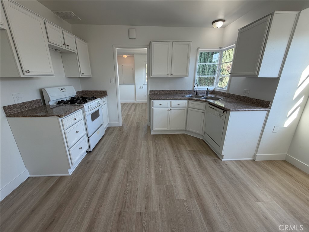 2764 Valencia Avenue Property Photo 11