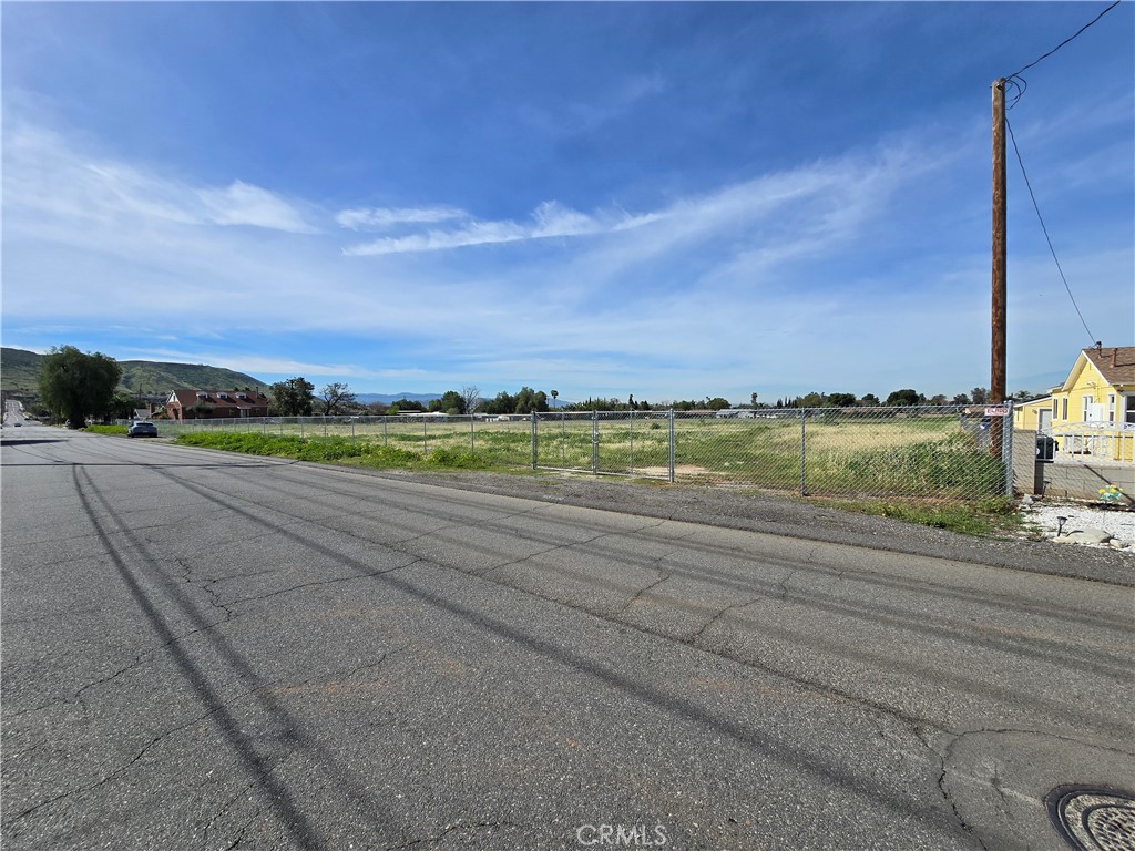 4511 Tyrolite Property Photo 1