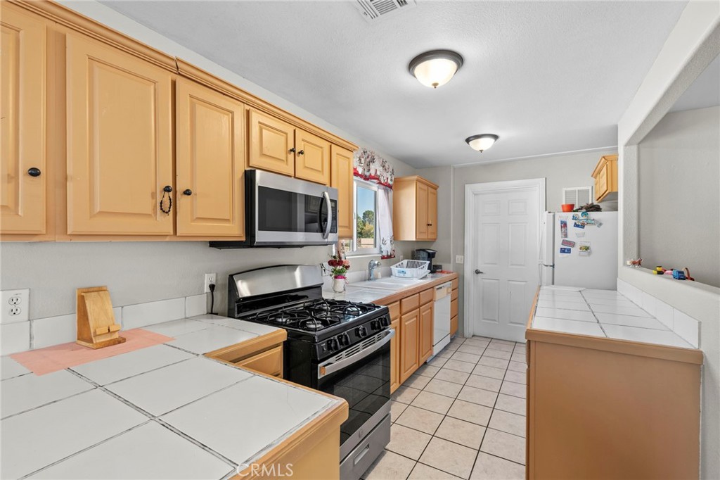 15080 Birdie Ln Property Photo 12