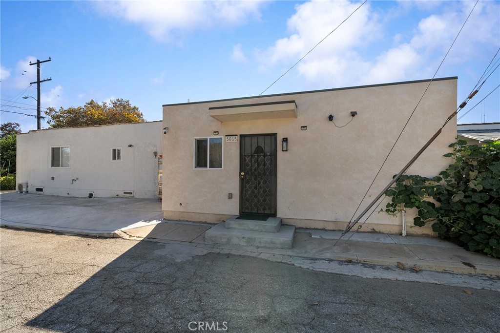 501 W Marshall St Property Photo 15