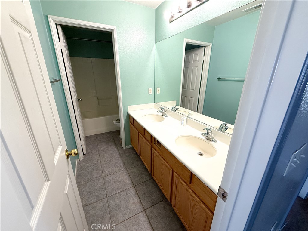 7565 Blue Mist Court Property Photo 18