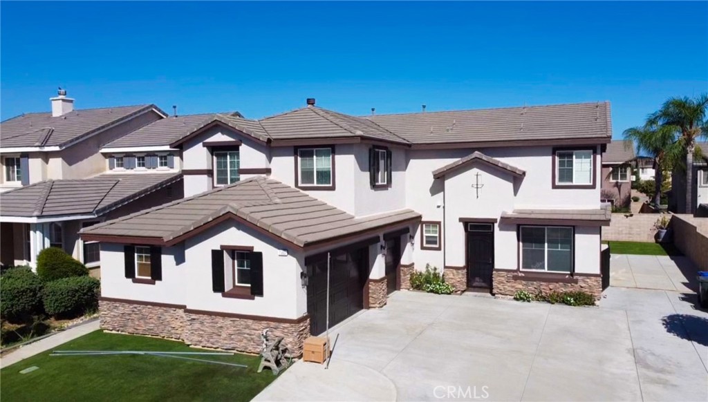 7565 Blue Mist Court Property Photo 23