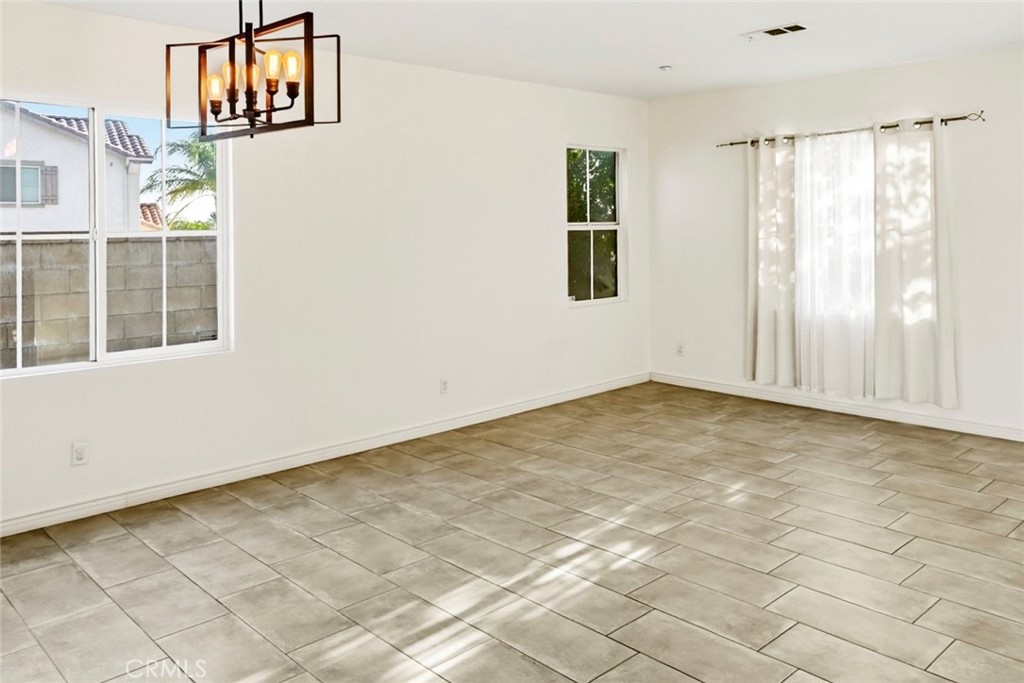 6229 Eaglemont Property Photo 6