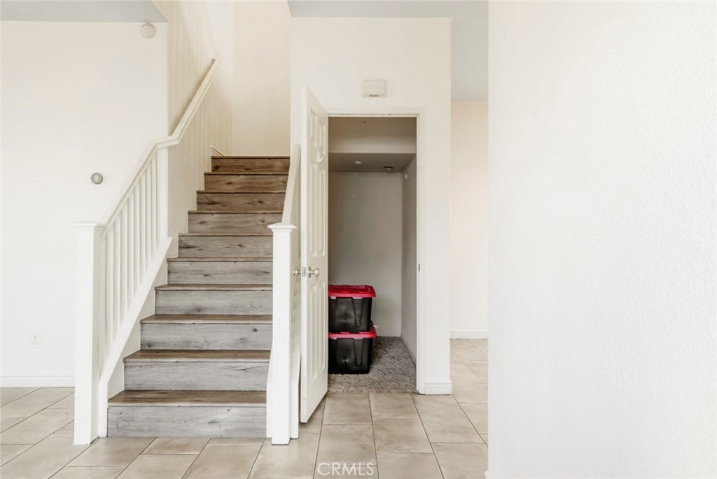 6229 Eaglemont Property Photo 8
