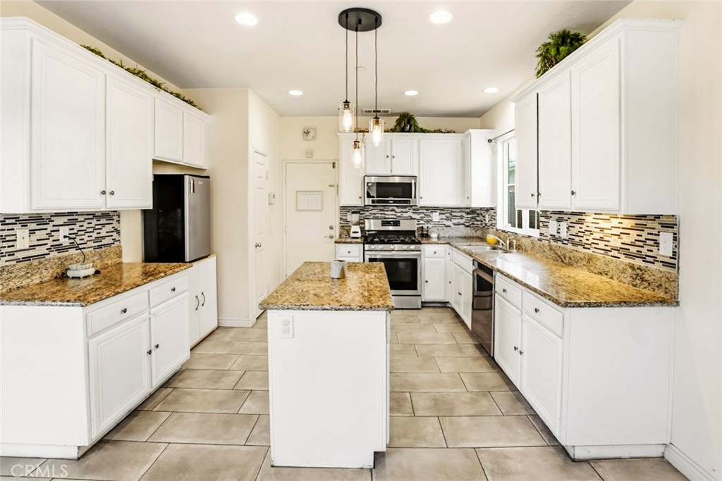 6229 Eaglemont Property Photo 14