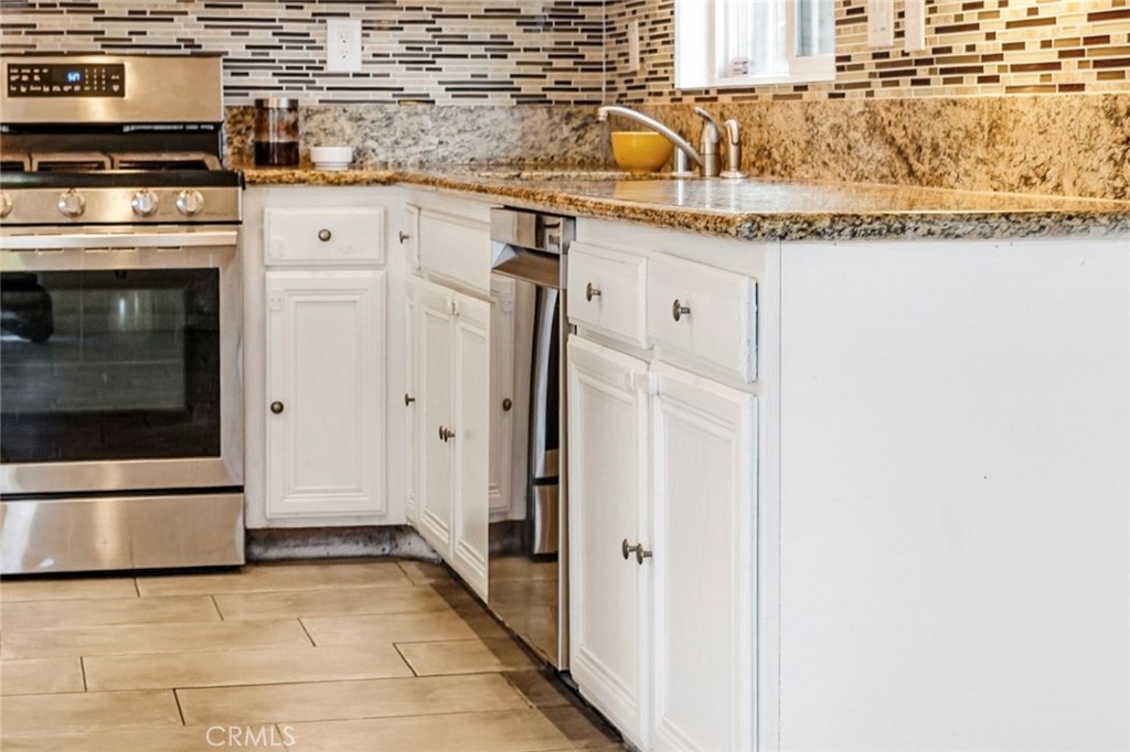 6229 Eaglemont Property Photo 16