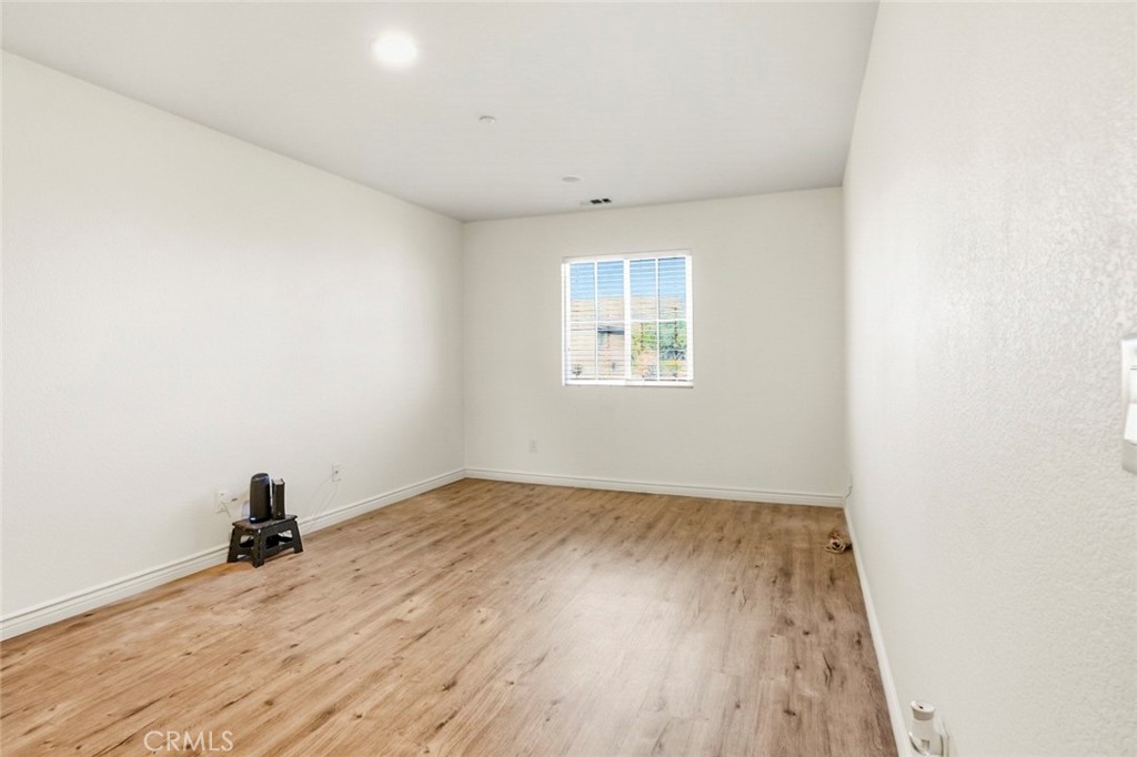 6229 Eaglemont Property Photo 21