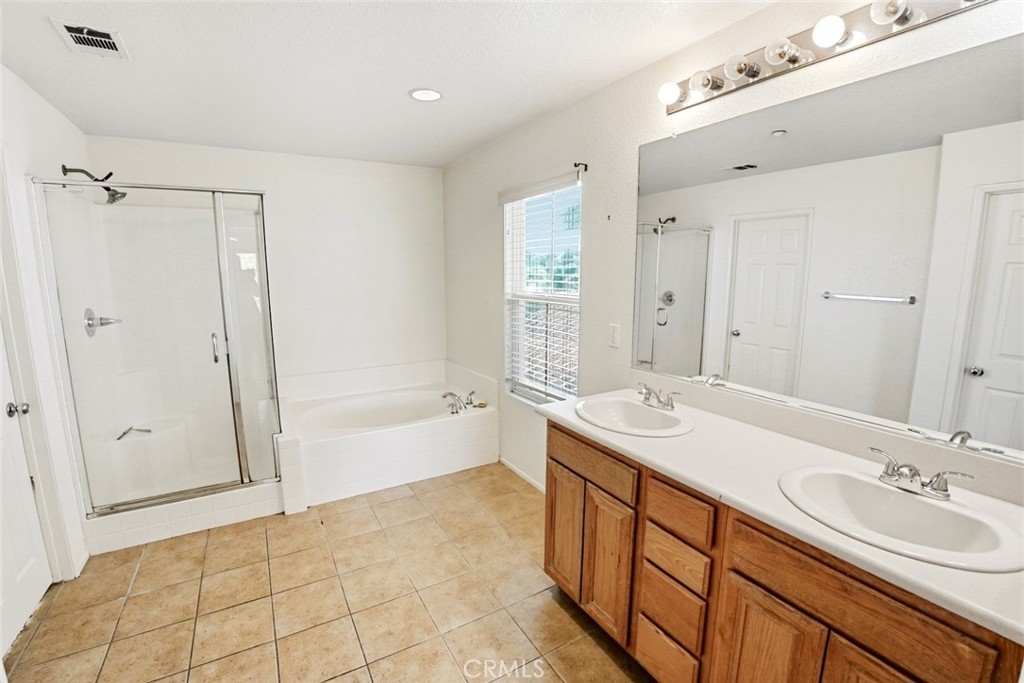 6229 Eaglemont Property Photo 24