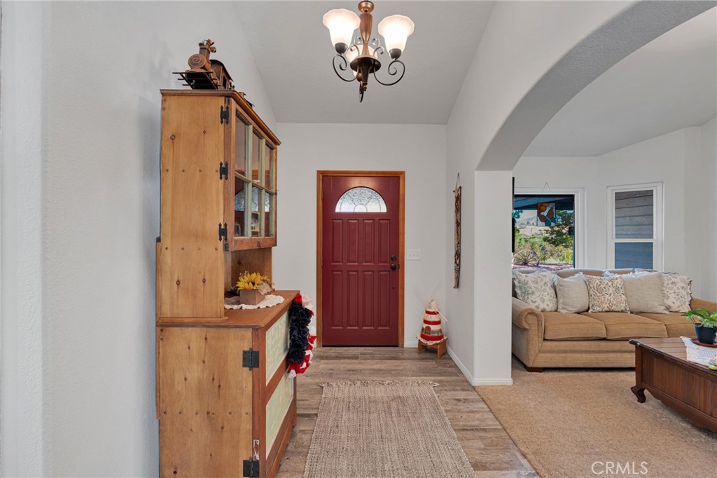 17340 Buckthorn Property Photo 4