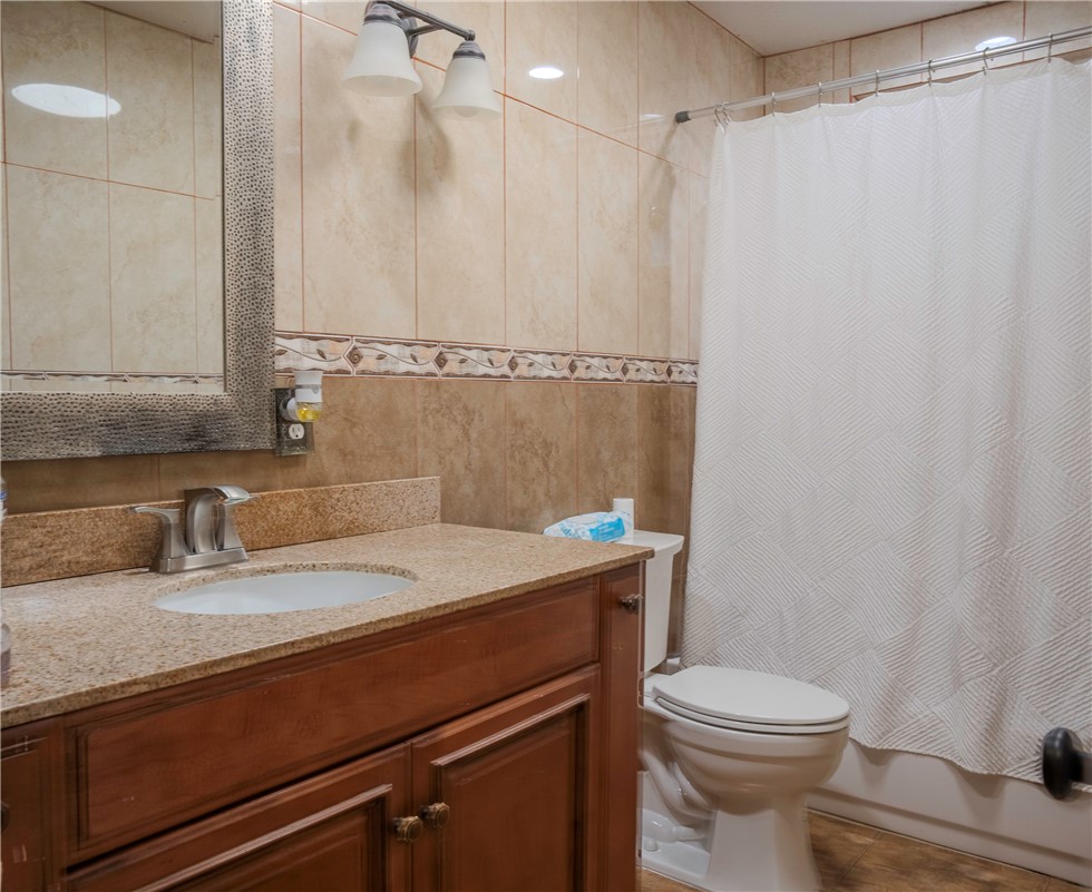 616 S Belden Property Photo 12