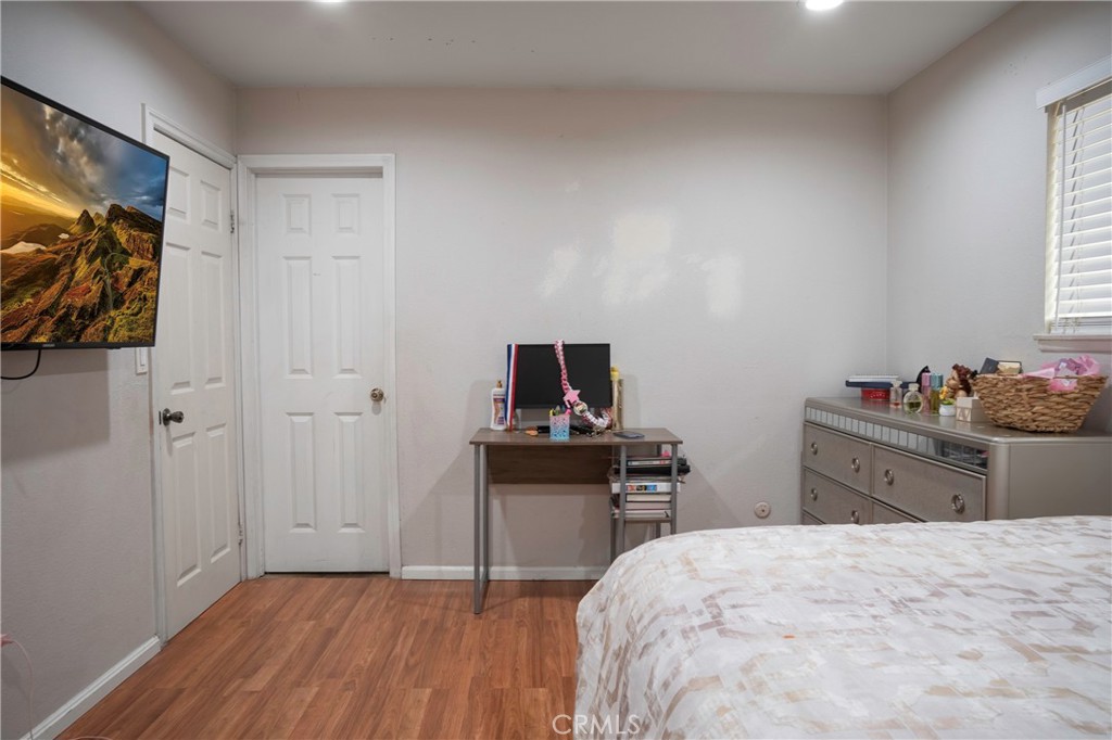 616 S Belden Property Photo 20