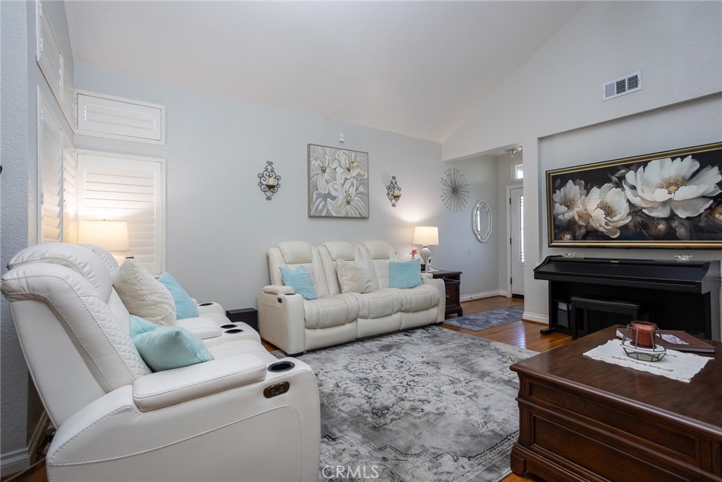 11150 Berwick Drive Property Photo 7
