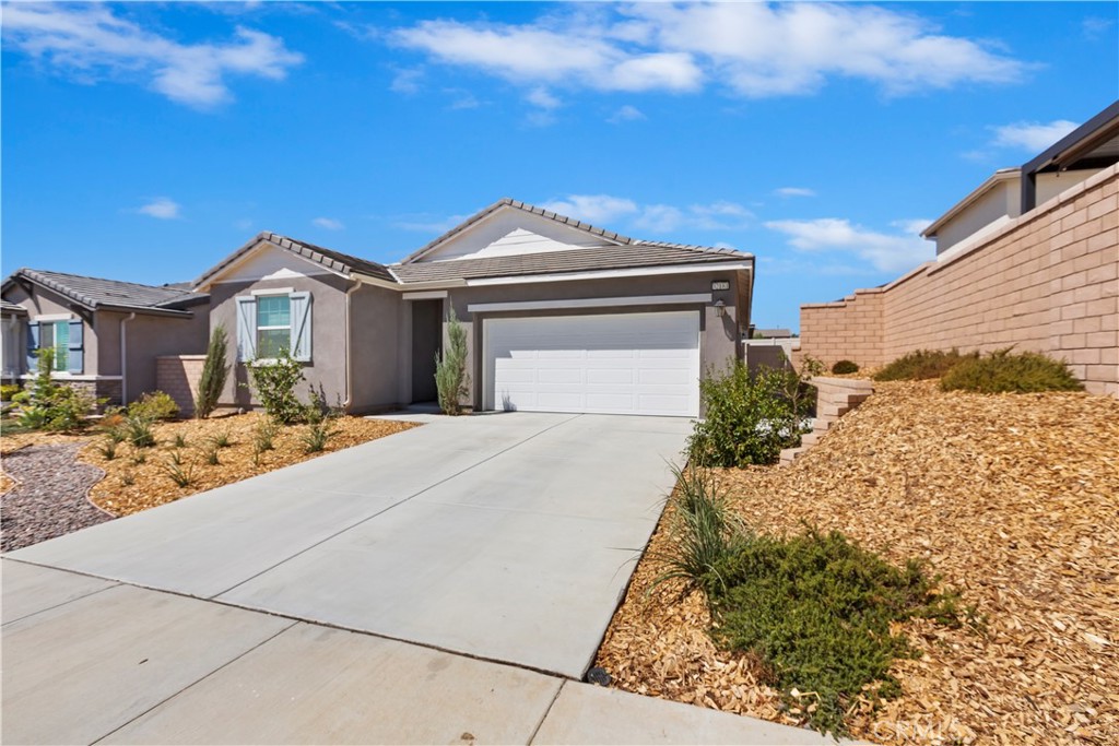 32181 Parker Property Photo 3
