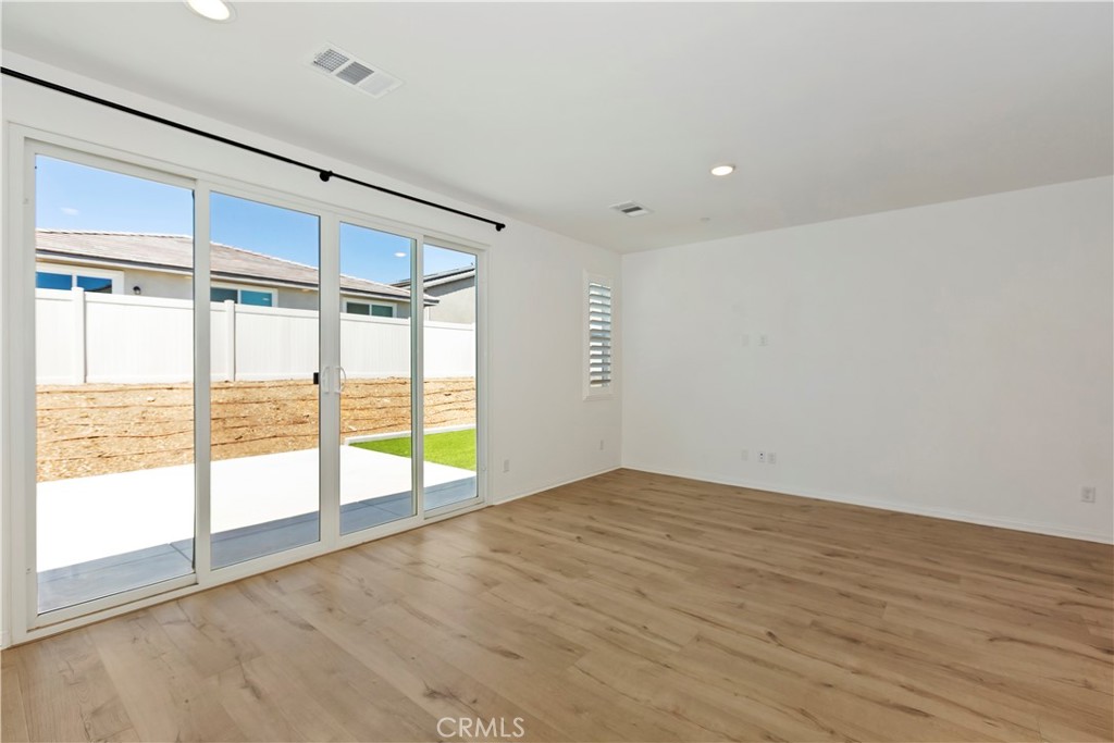 32181 Parker Property Photo 18