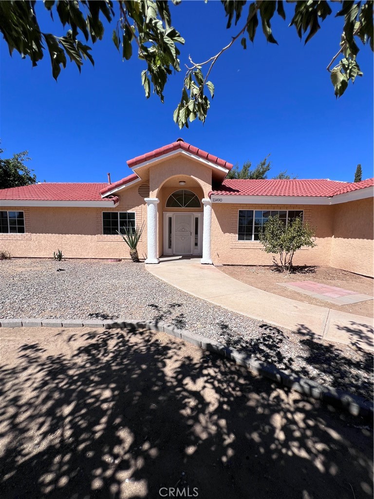 11490 4th Property Photo 3