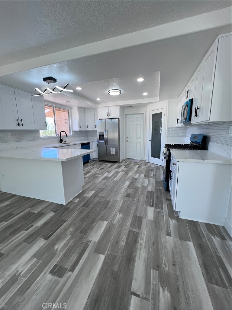11490 4th Property Photo 12