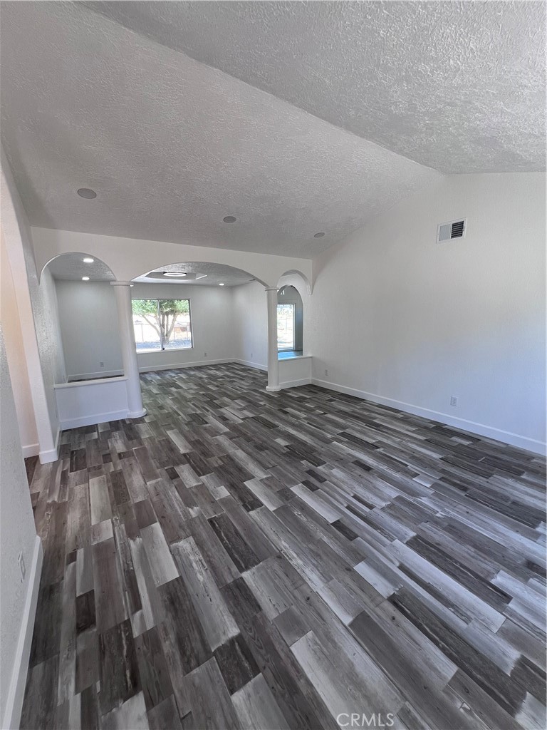 11490 4th Property Photo 16