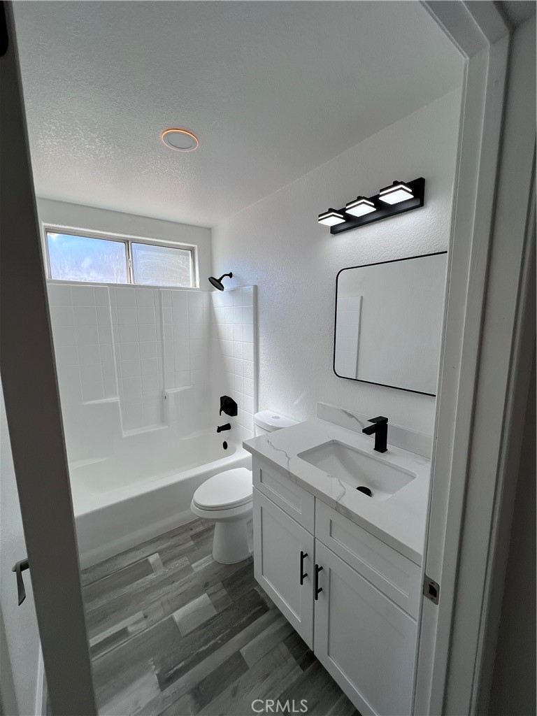 11490 4th Property Photo 28