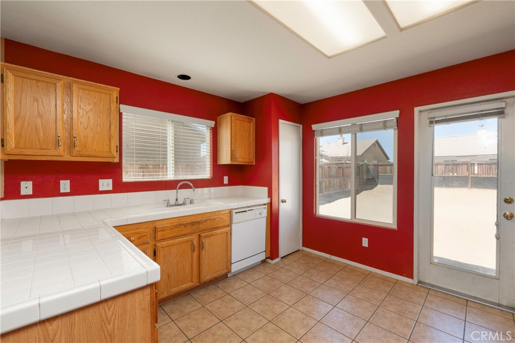 15256 Ellery Property Photo 8