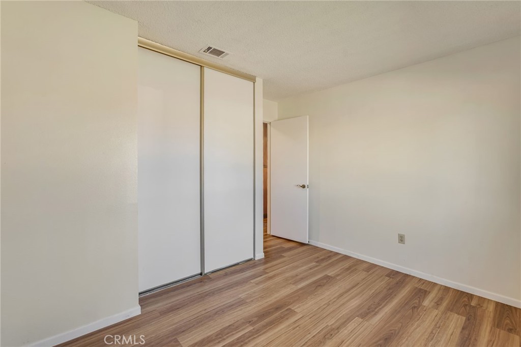 8967 Hickory Avenue Property Photo 13