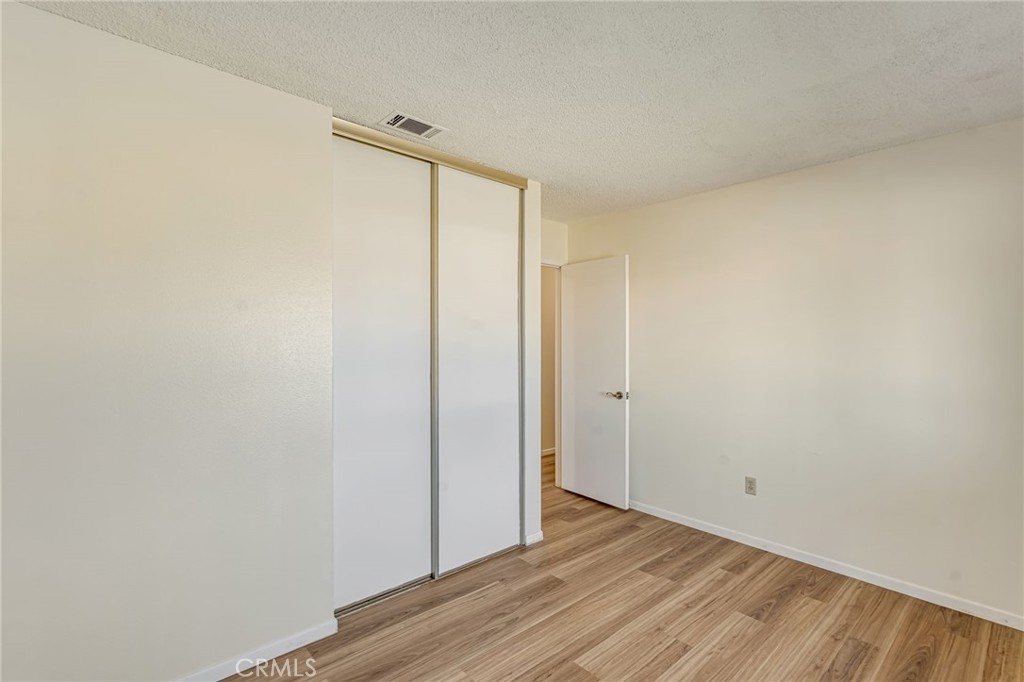 8967 Hickory Avenue Property Photo 15
