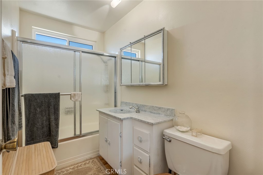 8967 Hickory Avenue Property Photo 16