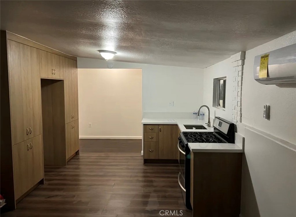 16218 Montgomery Ave Property Photo 9