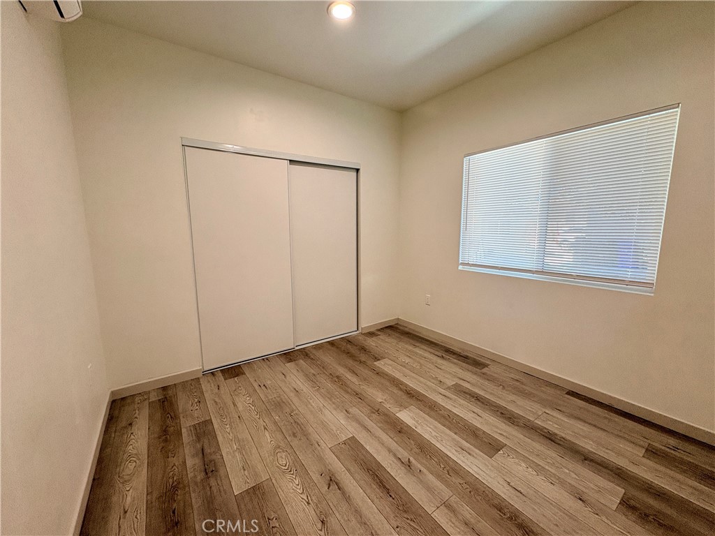 4585 Hawthorne C Property Photo 6
