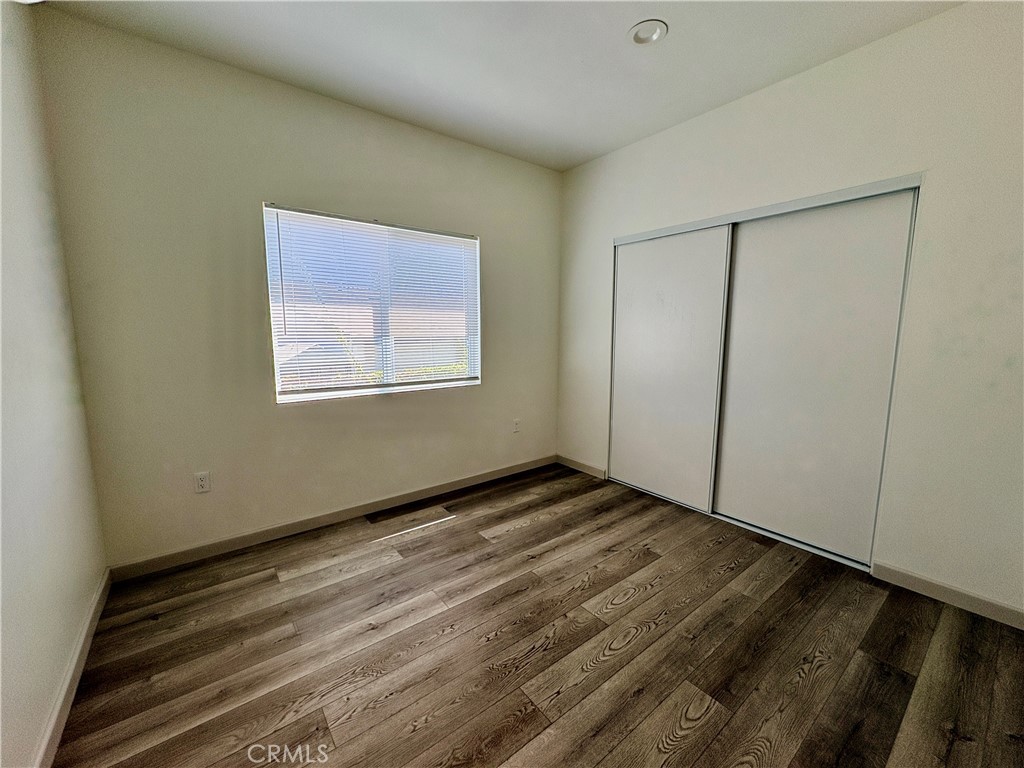 4585 Hawthorne C Property Photo 9