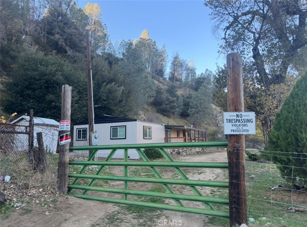 18266 Caliente Creek Road Property Photo 19