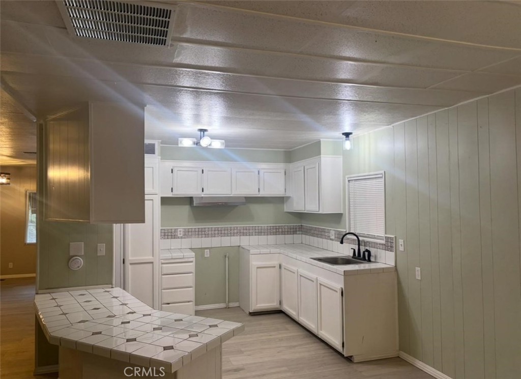 18266 Caliente Creek Road Property Photo 21
