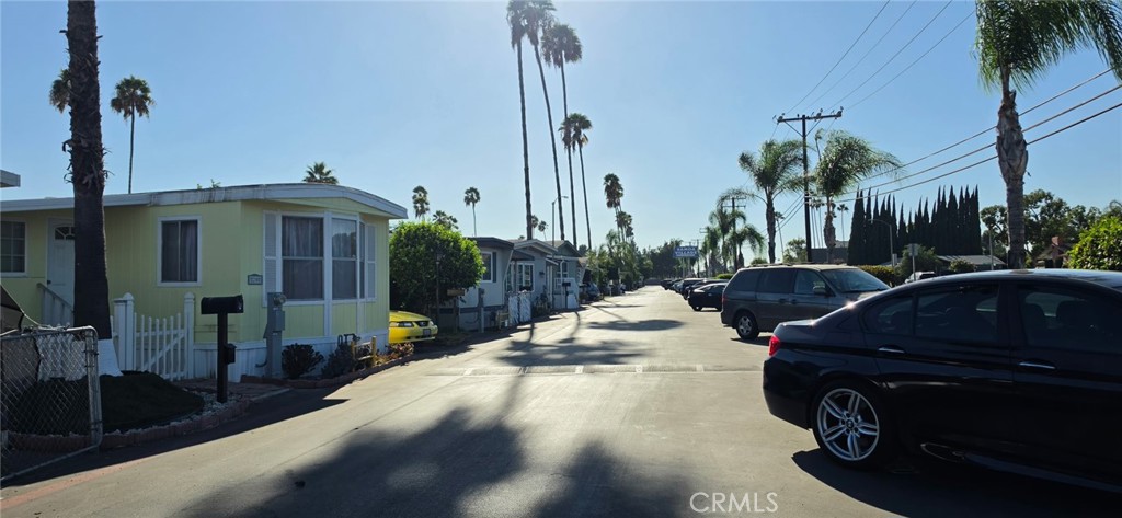 310 Philadelphia Street E 21 Property Photo 4