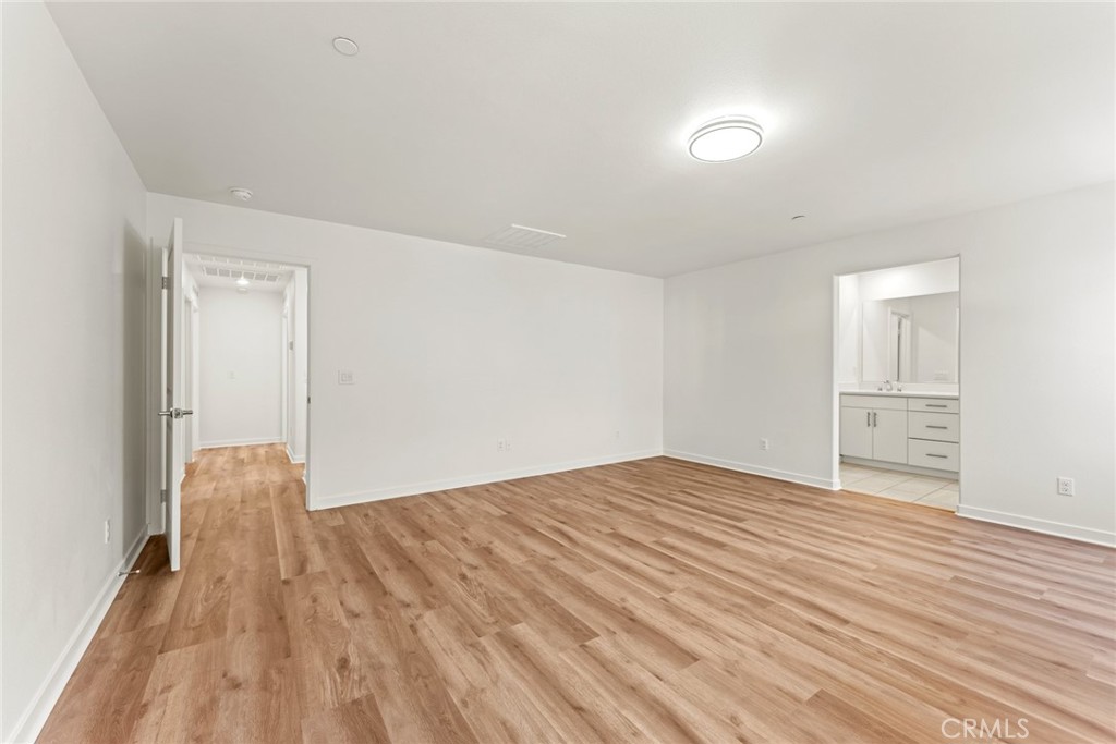 588 Calderwood Lane Property Photo 3