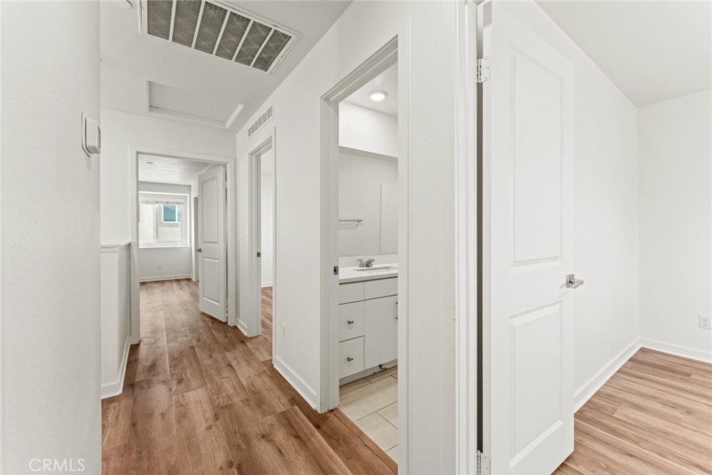 588 Calderwood Lane Property Photo 4