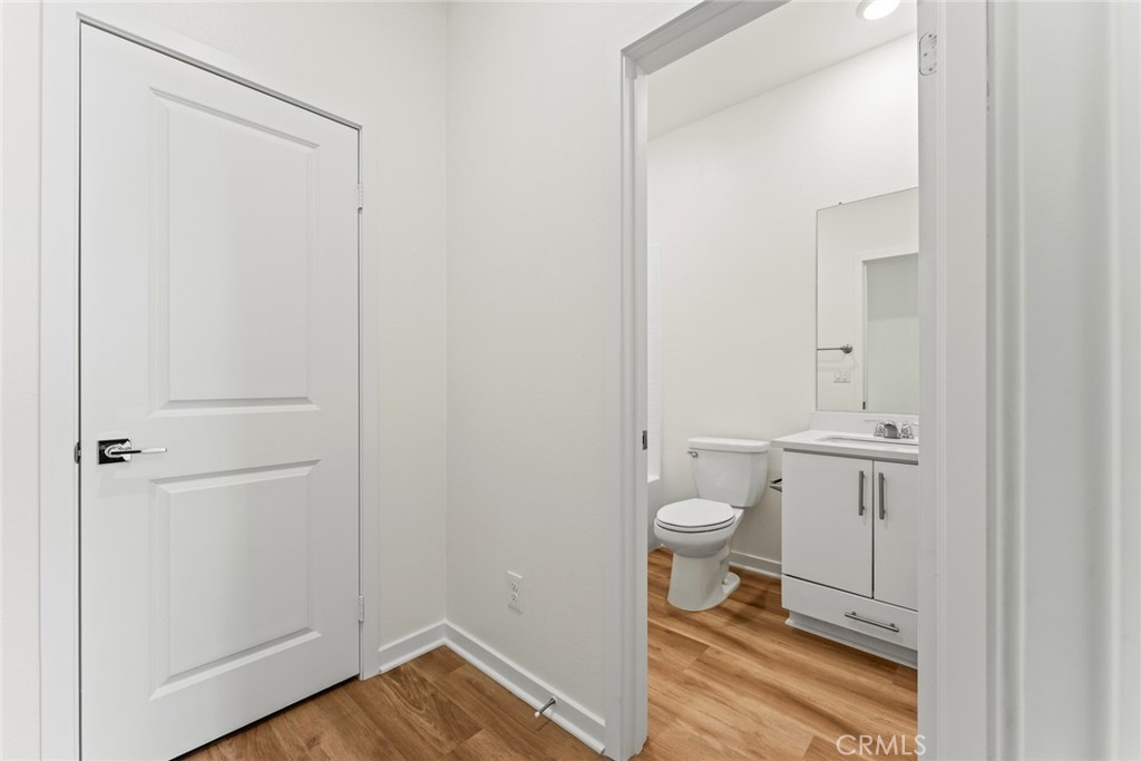 588 Calderwood Lane Property Photo 25