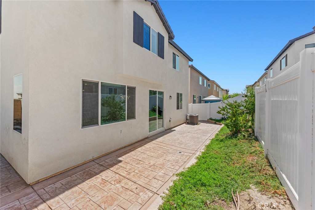 588 Calderwood Lane Property Photo 37