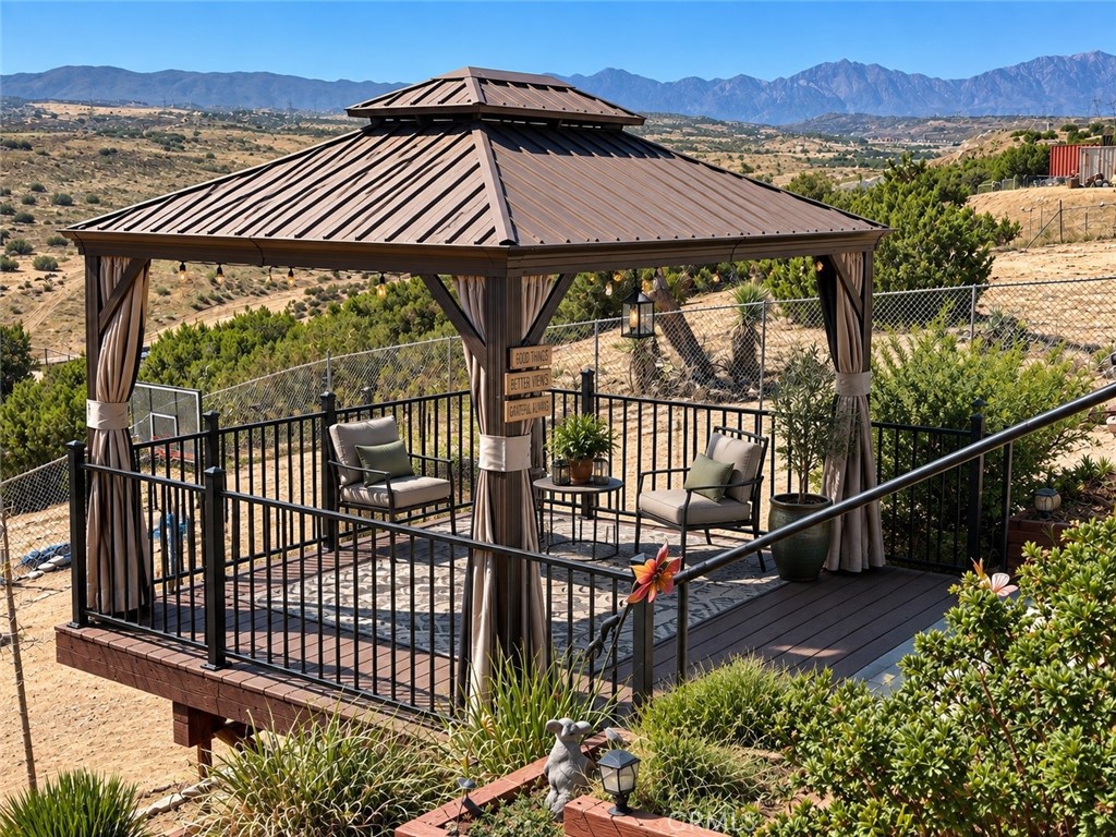 15455 Halinor Property Photo 16