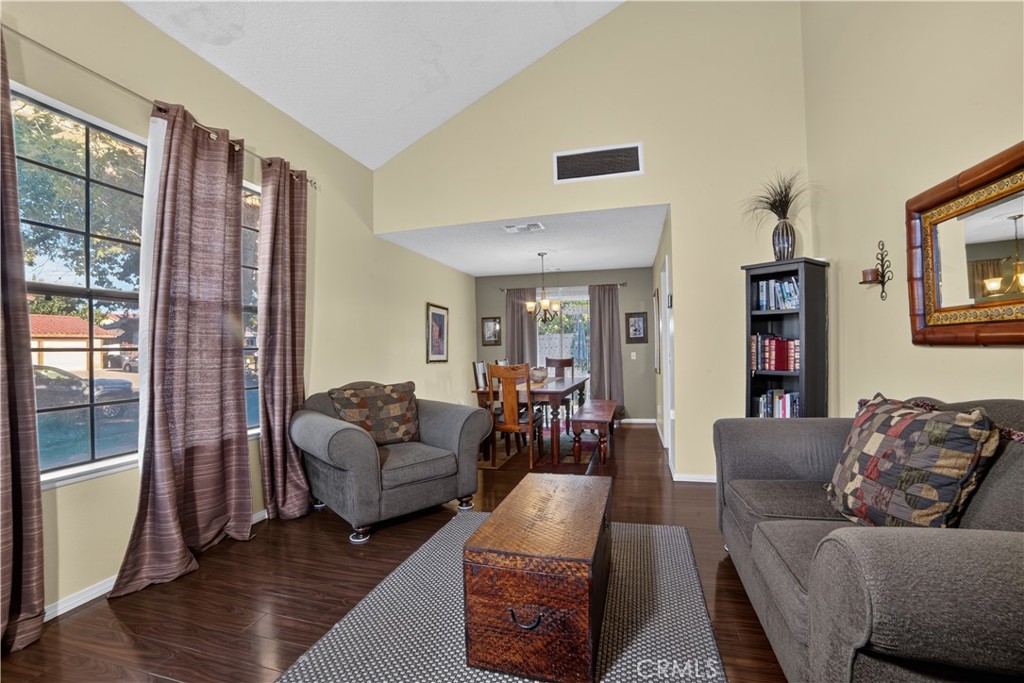 1270 Sherry Way Property Photo 13