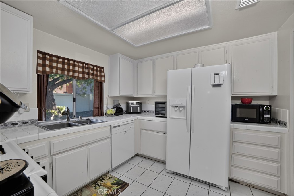 1270 Sherry Way Property Photo 18