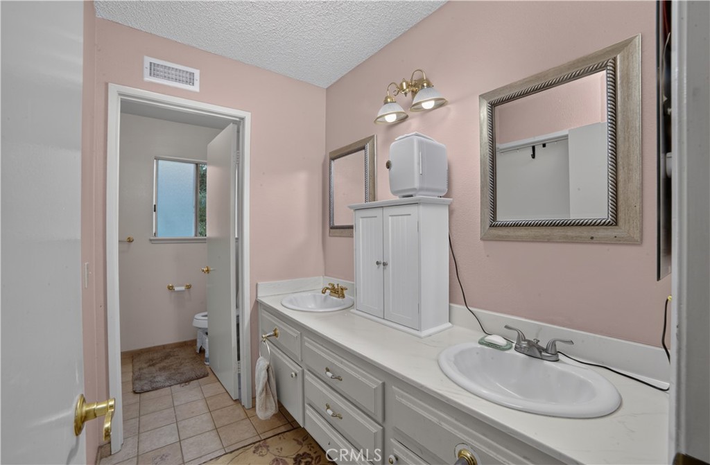 1270 Sherry Way Property Photo 30