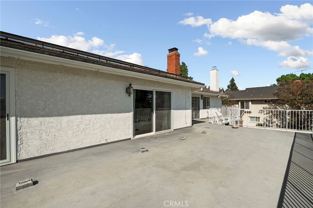 162 W Buffington Property Photo 32