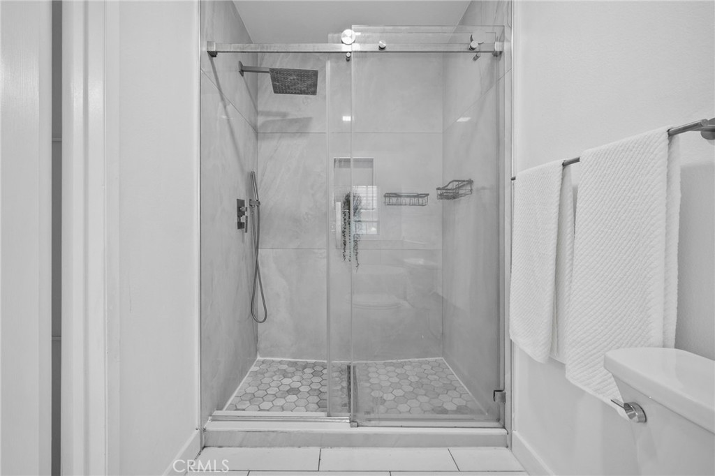 162 W Buffington Property Photo 35